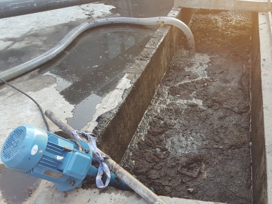 雞糞干濕分離機(jī)價(jià)格 雞糞干濕分離機(jī)價(jià)格